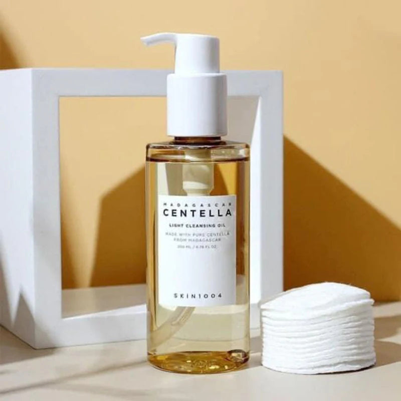 Centella Light Cleansing Oil - SKIN1004